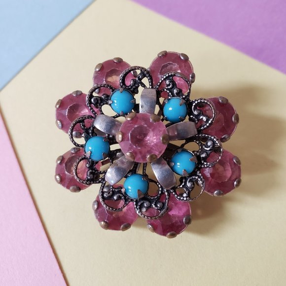 Jewelry - Quirky pink and blue pin!